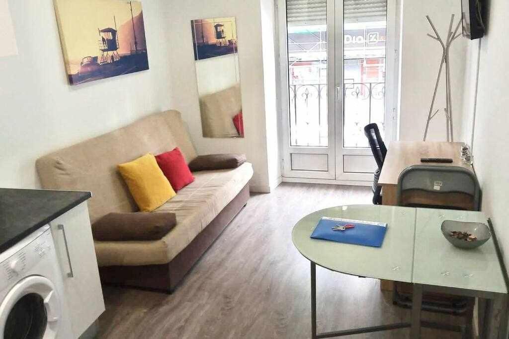 Comodo Y Agradable Estudio En Madrid Centro A5 Exterior foto